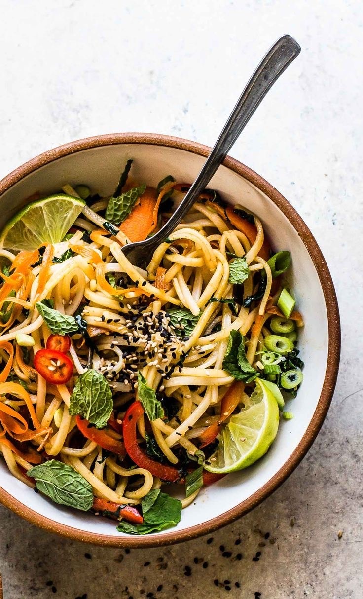 Noodles Ρυζιού με Λαχανικά